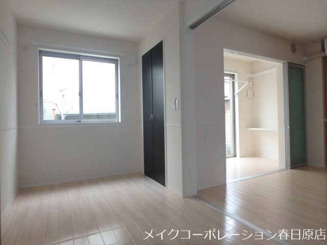 シャルール ベッドルーム