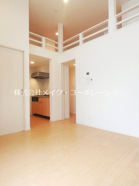 スプリングフォレスト弐番館～ネット無料～ リビング