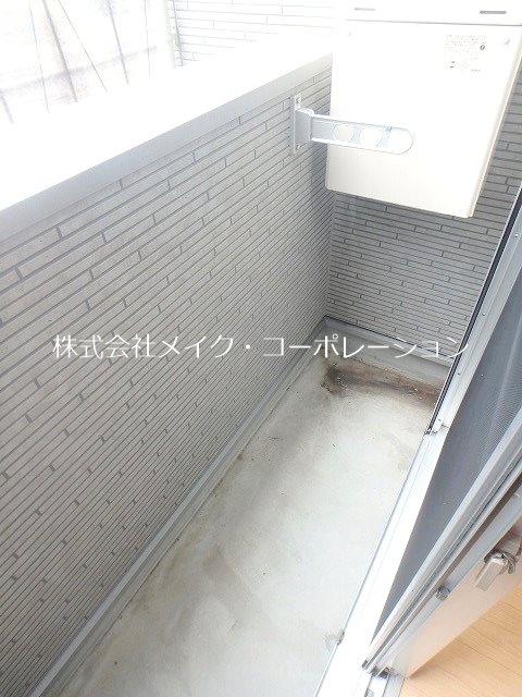 スプリングフォレスト弐番館～ネット無料～ ベランダ