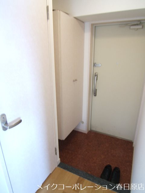 写真は同型タイプ ベルパークⅡ 玄関