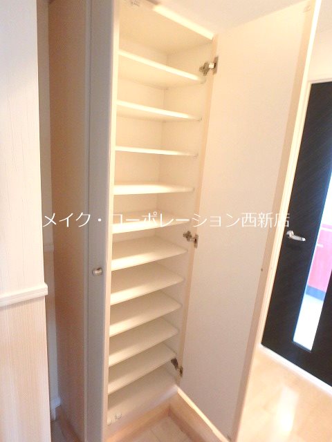 玄関 ウインディア室見Ⅵ その他8