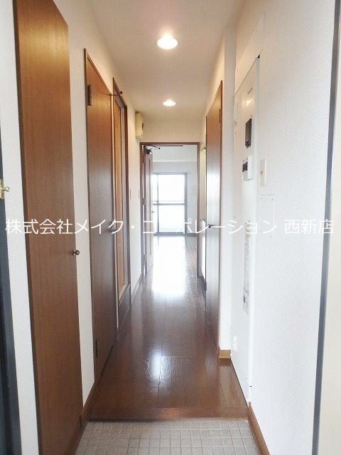 クラッシー室見 玄関