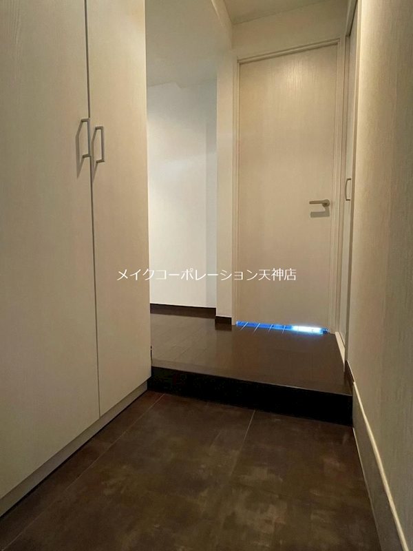 オリエンタル大濠 玄関