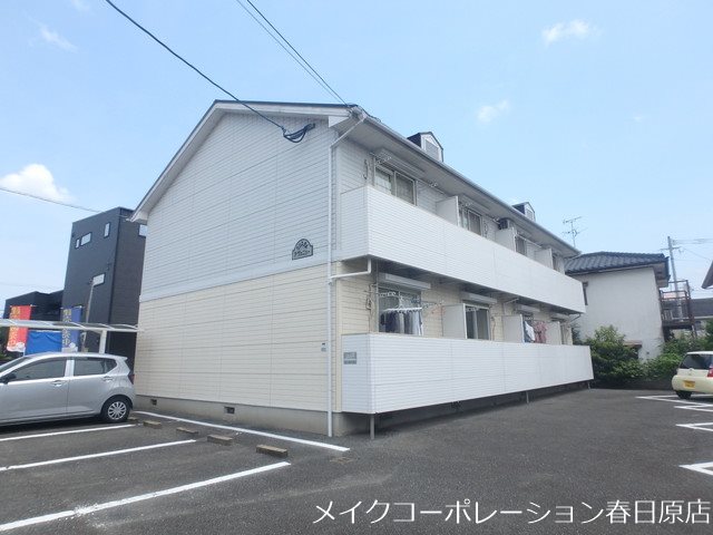 クリスタルアベニュー 201号室 外観