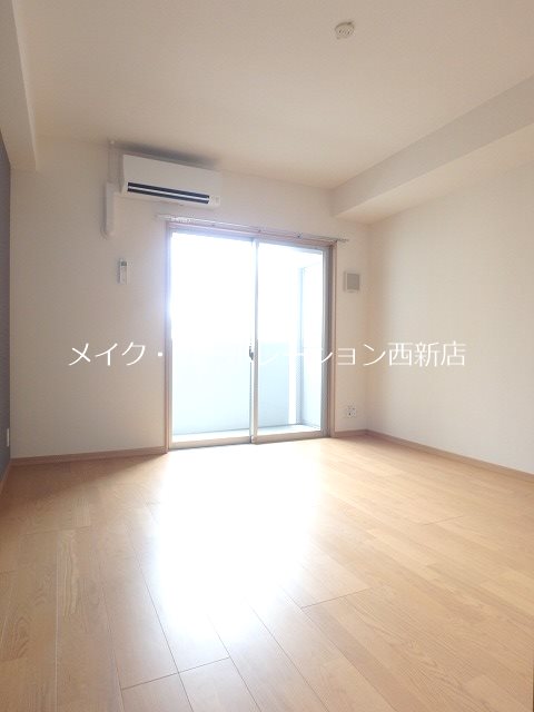 トラストビル姪浜～ネット無料～ リビング