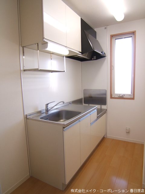綺羅羅 弐番館 キッチン
