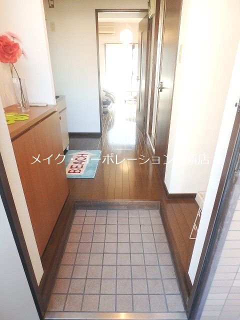 玄関 ラフィネ荒江~ネット無料~ 玄関