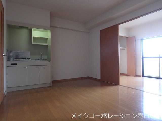 シャンクレール光町 リビング
