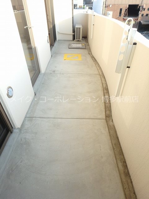 ※写真は棟内別部屋参考写真 GRAVITY ベランダ
