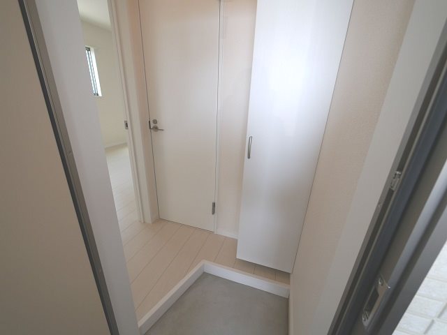 玄関 カトレア姪浜 玄関