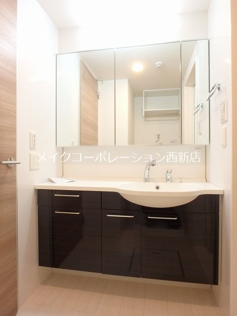 エルドラード上長尾 B棟 洗面所