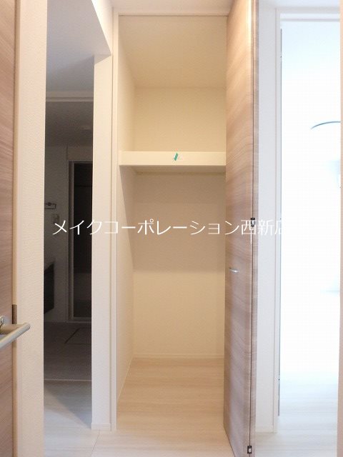 エルドラード上長尾 B棟 収納