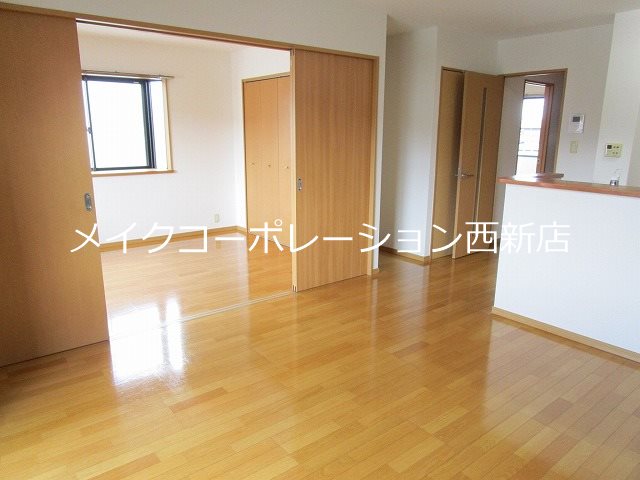 グリーンハイツ干隈 リビング