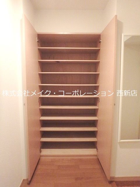 ニューガイアリルーム西新南No.67 その他8