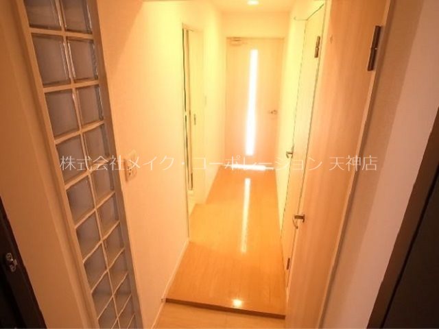 グランエターナ福岡警固 玄関