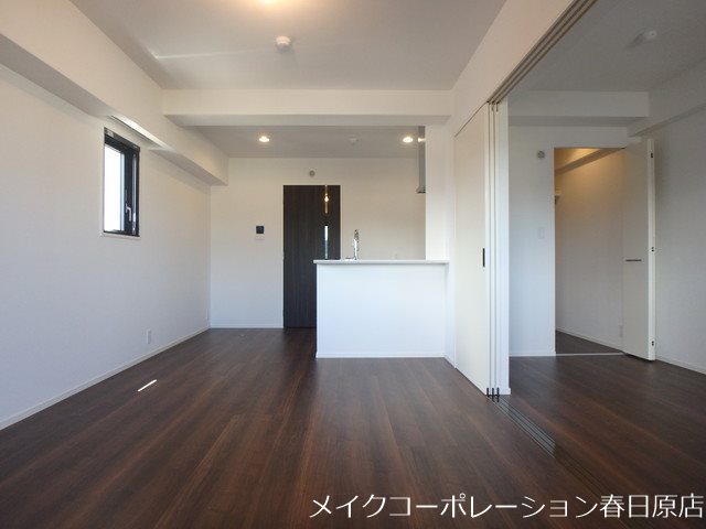 写真は同型タイプ ATRIO FLATS 井尻 リビング