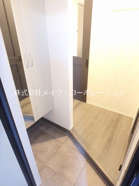 マノワール百道 玄関