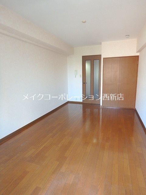 GUコート西新南 ベッドルーム