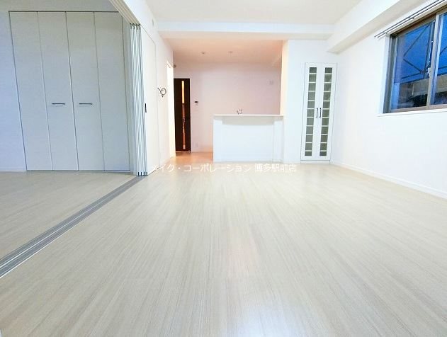 リビング アウラ ビータ平尾 リビング