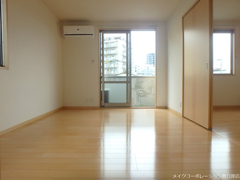 写真は同型タイプ スリーゼ リビング