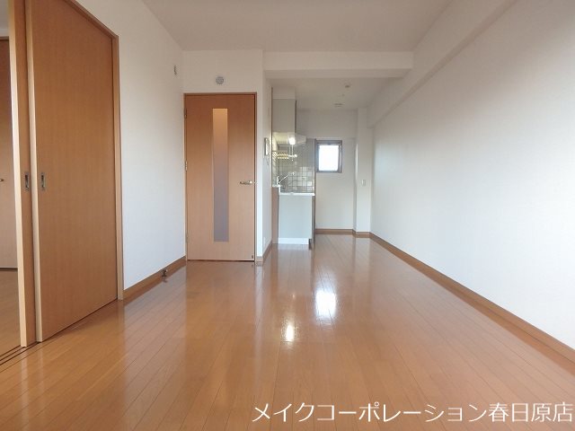 写真は同型タイプ M・ソレイユ21 リビング