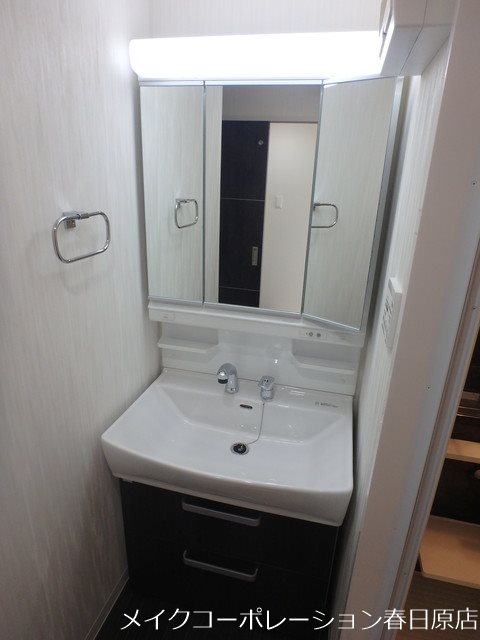 写真は同型タイプ EREINA その他3