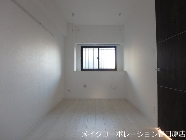 写真は同型タイプ EREINA ベッドルーム