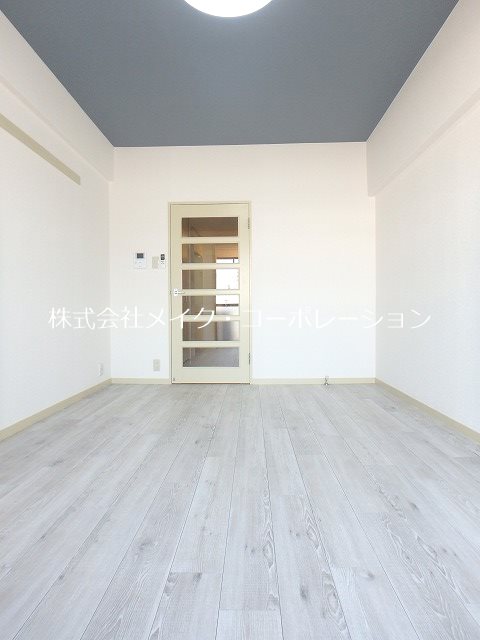 リビング アストリアコーポレーション その他7