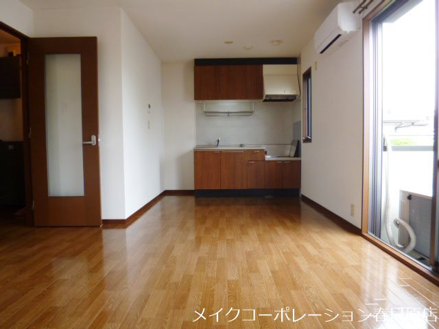 写真は同型タイプ グラシアフィス春日原D棟 リビング