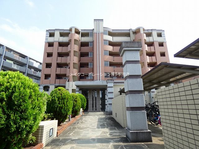 エクセレンテシャルム 外観