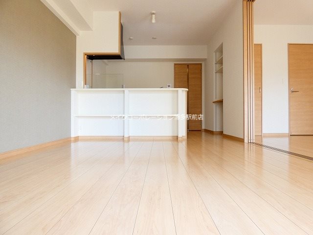 リビング エクセレンテシャルム リビング