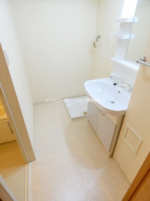 洗面所 エクセレンテシャルム その他13