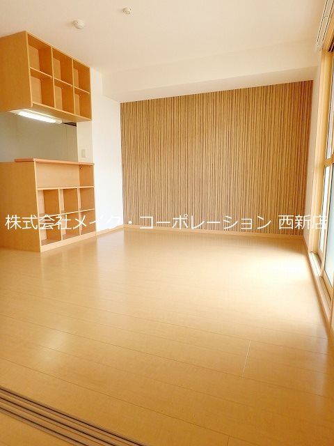 リバータス新石丸～ネット無料～ リビング
