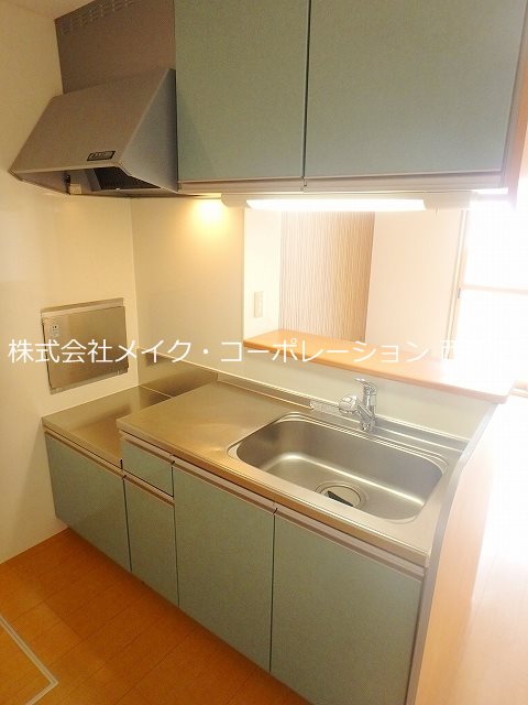 リバータス新石丸～ネット無料～ キッチン