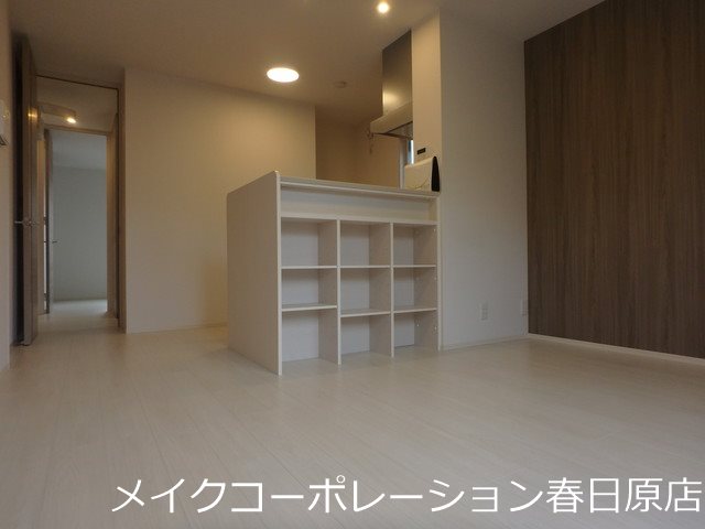 D-room西長住 弐番館 リビング
