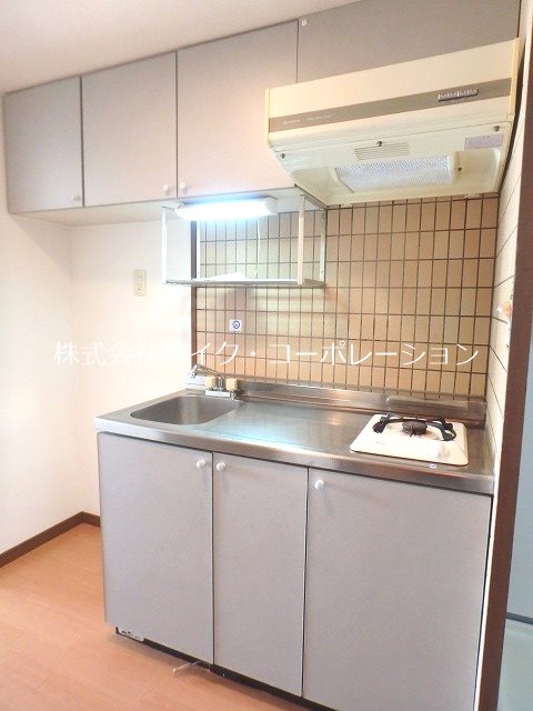 メゾンマコイ原 キッチン