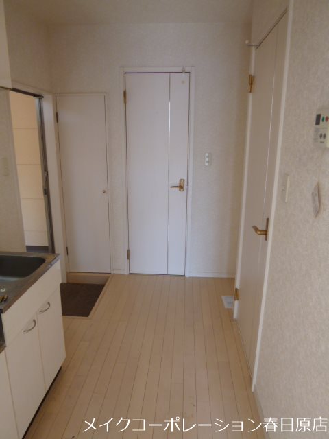 リブレア春日公園南 玄関