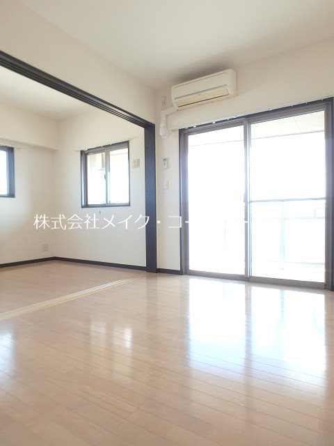 リビング グランフォーレ地行 リビング