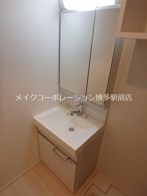 RJRプレシア博多駅前 洗面所