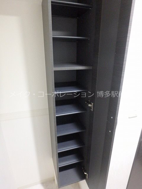 玄関 テイルガーデン博多 その他8