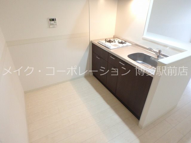 キッチン テイルガーデン博多 キッチン