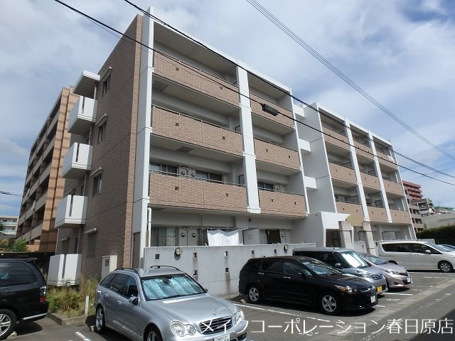 アプリコート春日 401号室 外観