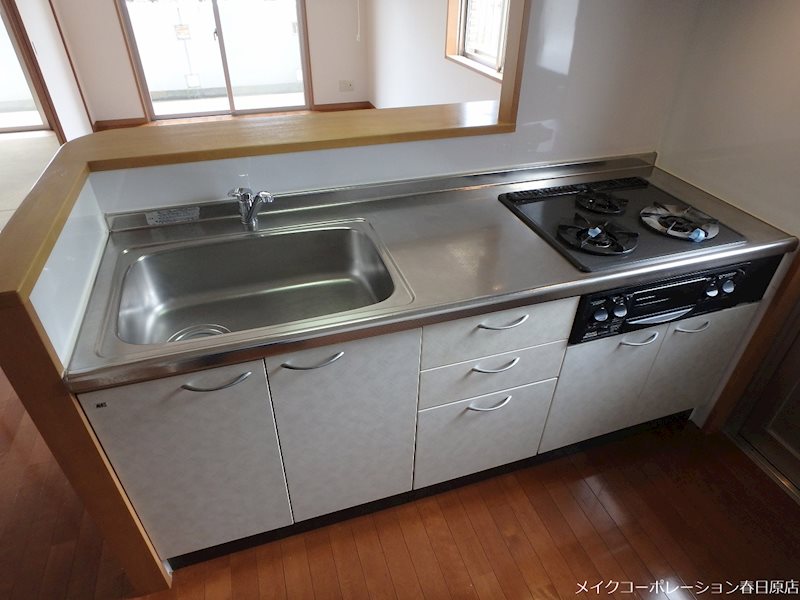 アプリコート春日 キッチン