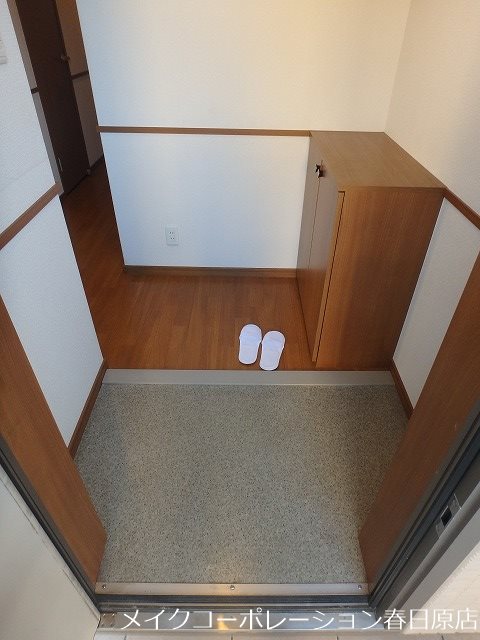 タウンハウス　メイ 玄関