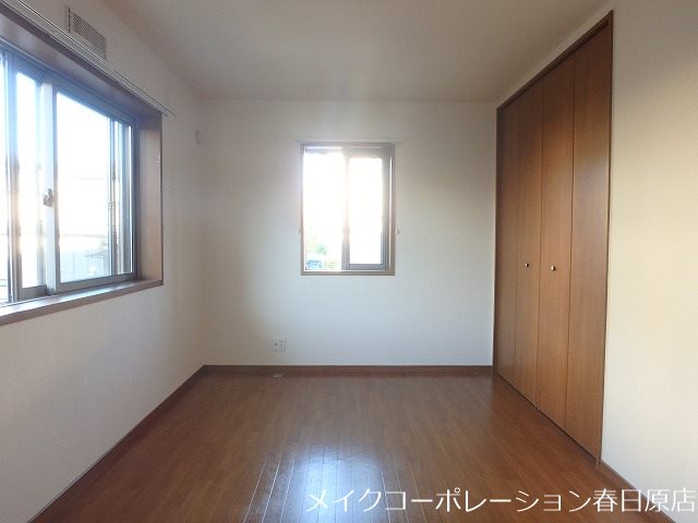 タウンハウス　メイ ベッドルーム