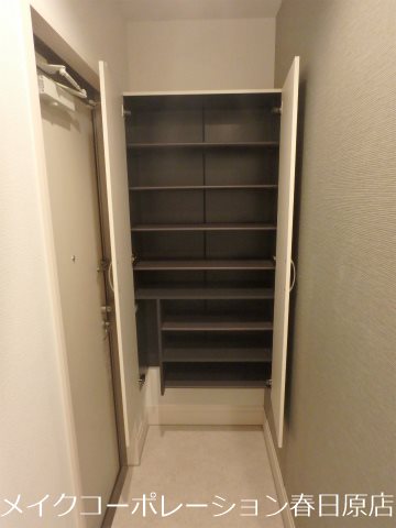 D-room瓦田 玄関