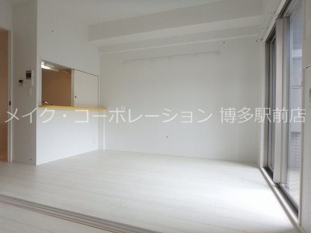 エンクレストGRAN博多駅前 リビング