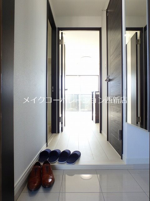 玄関 LIBTH姪浜 玄関