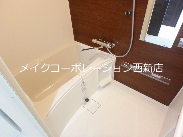 バス LIBTH姪浜 風呂画像