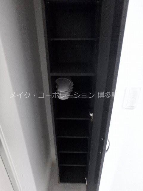 エルヴィータ駅南 玄関